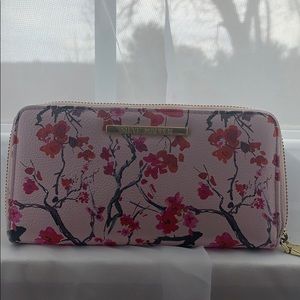 Steve Madden wallet